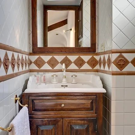 Apartment Via Dei Condotti Ii - Book We Do